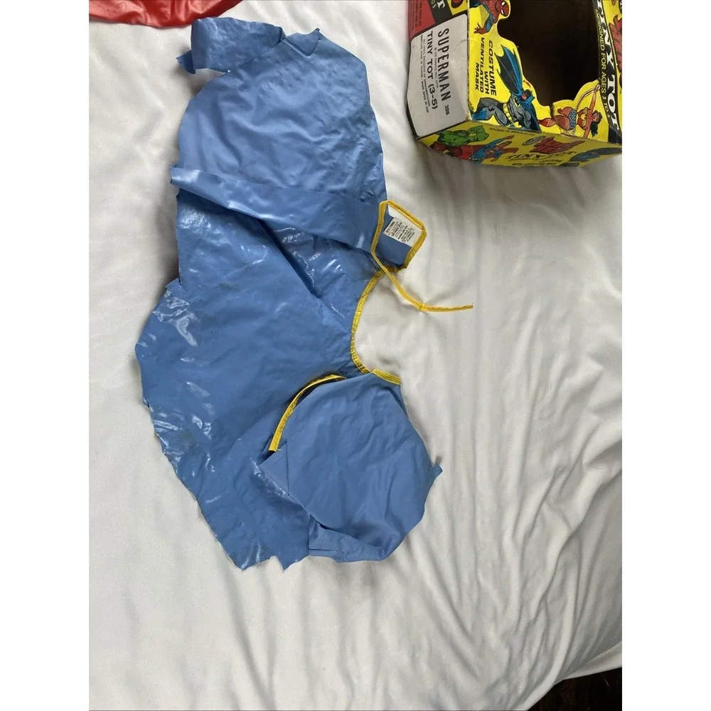 Vintage 1973 Ben Cooper Superman Costume and Mask TINY TOT 3-5 w Box
